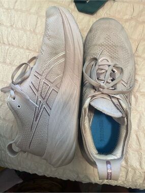 ASICS Women's Pale Pink Mesh Athletic Shoes